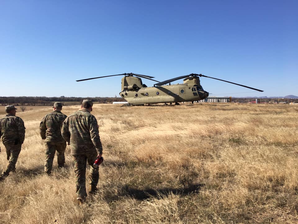 Soldiers bring in a Chinook and a Blackhawk for a visit to Lawton/Fort Sill Veterans Center!